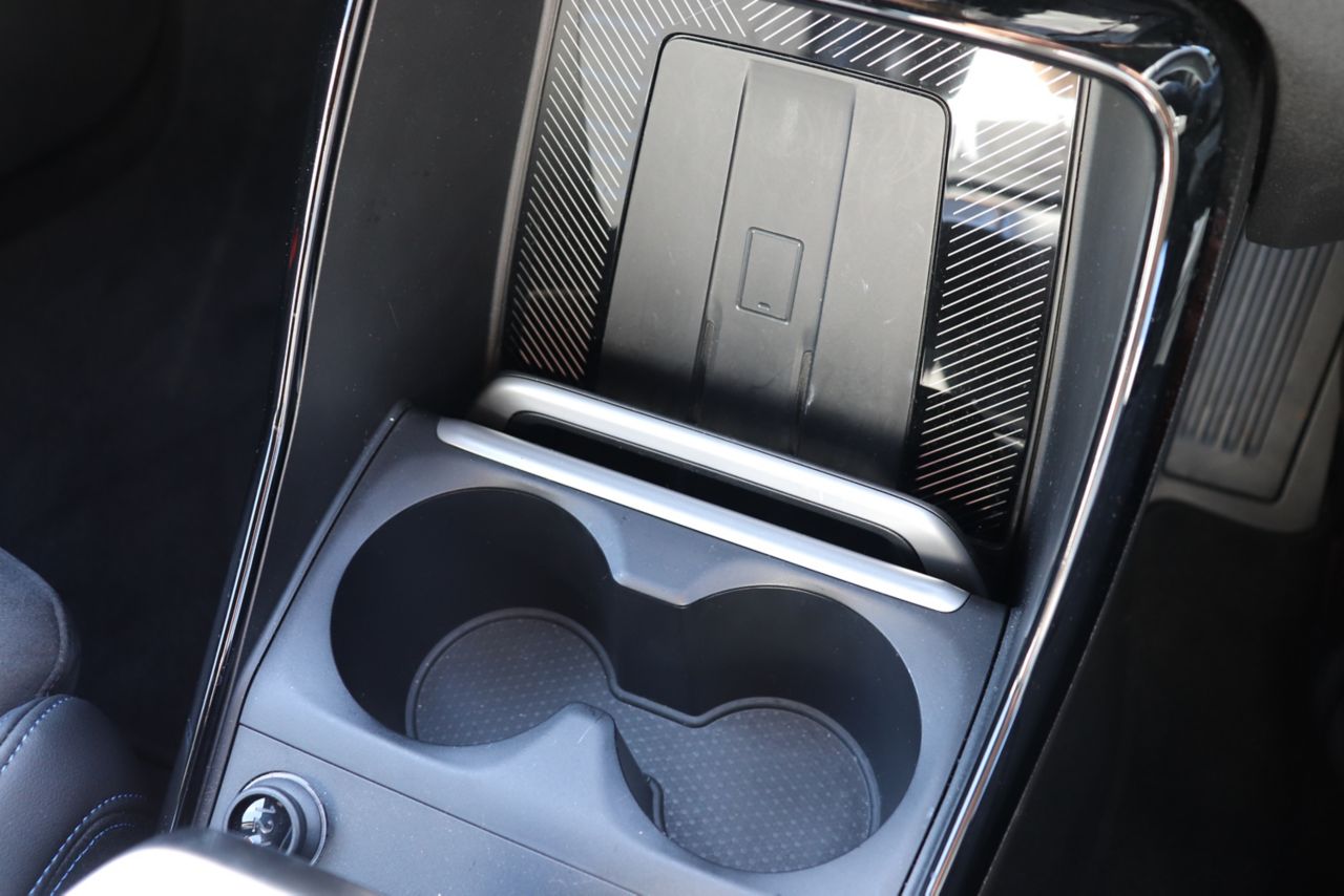 U06 218d Active Tourer B47 2.0d