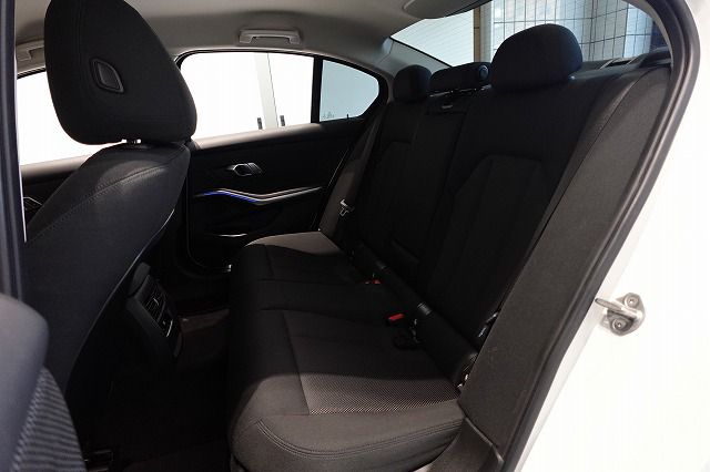 G20 318i Saloon RHD MX