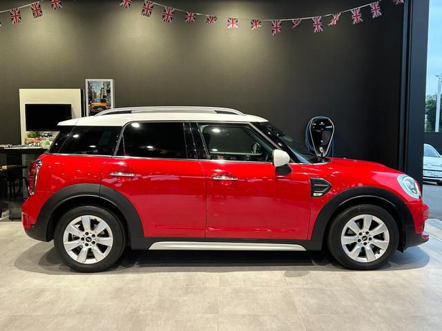 MINI CROSSOVER COOPER D