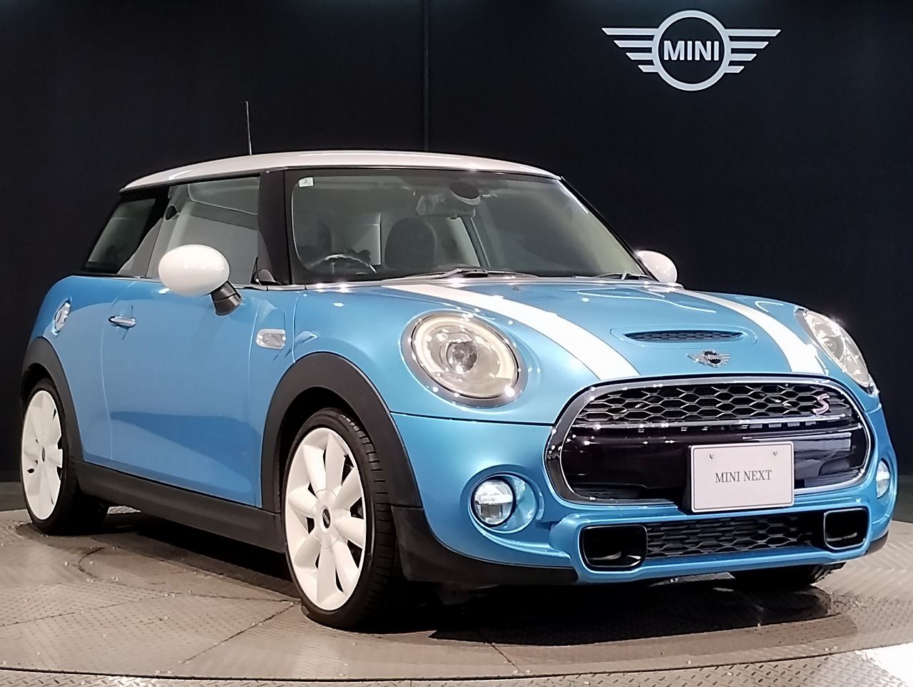 F56 COOPER S D(AT)