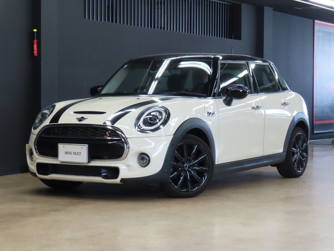 MINI COOPER SD 5 DOOR.