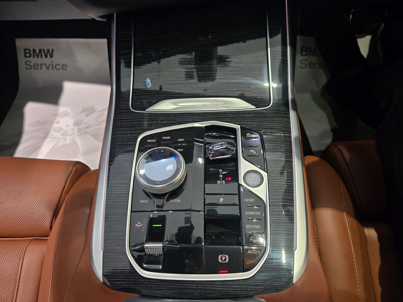X7 xDrive40d RHD US