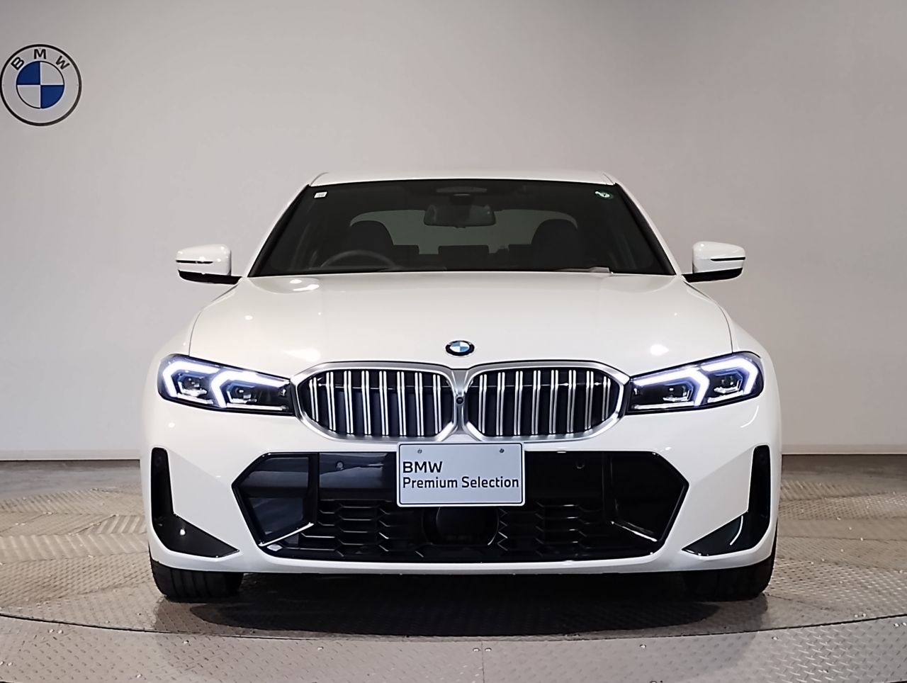 320d xDrive Berline RHD