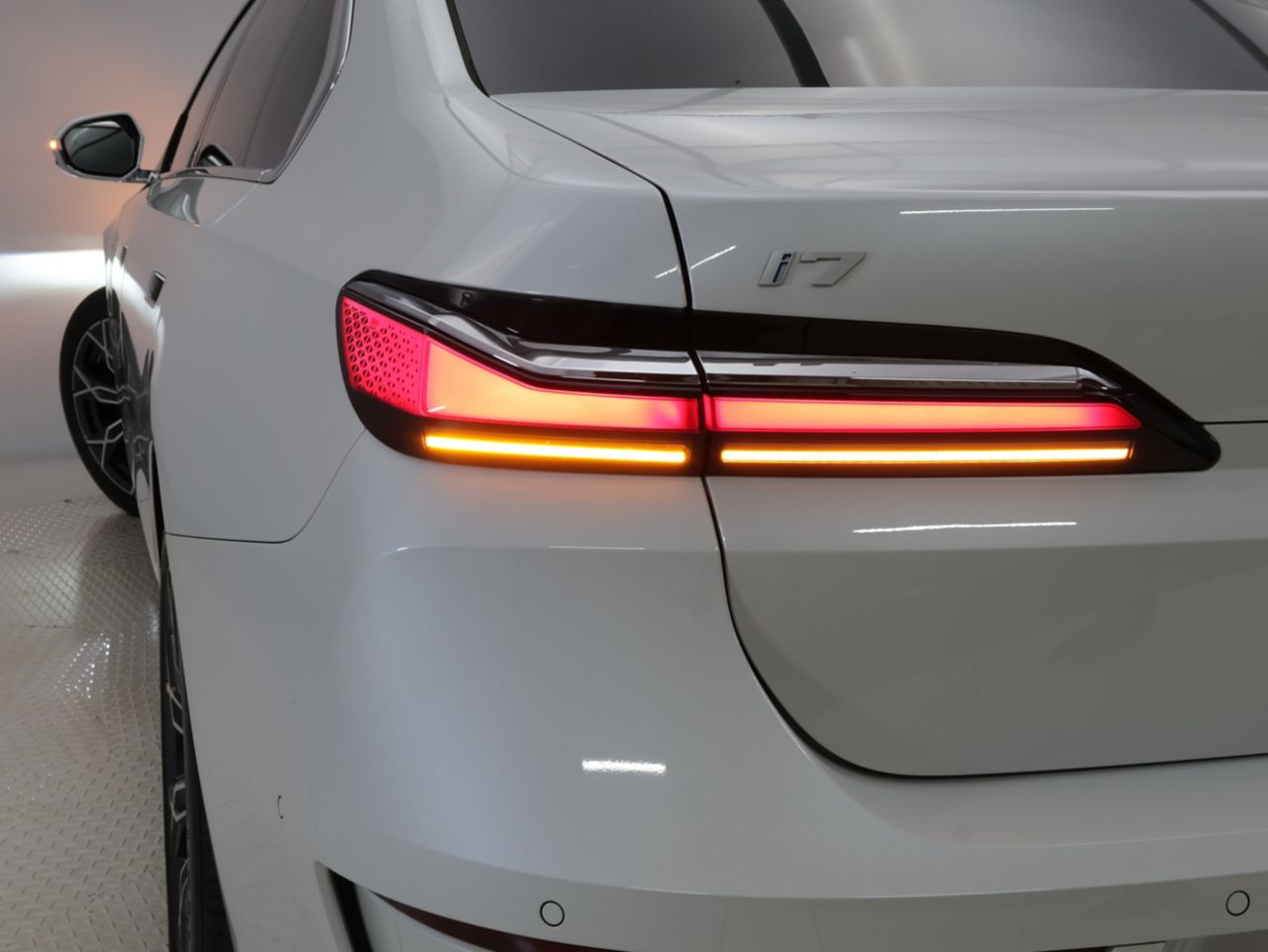 BMW i7 eDrive50 Sedan RHD