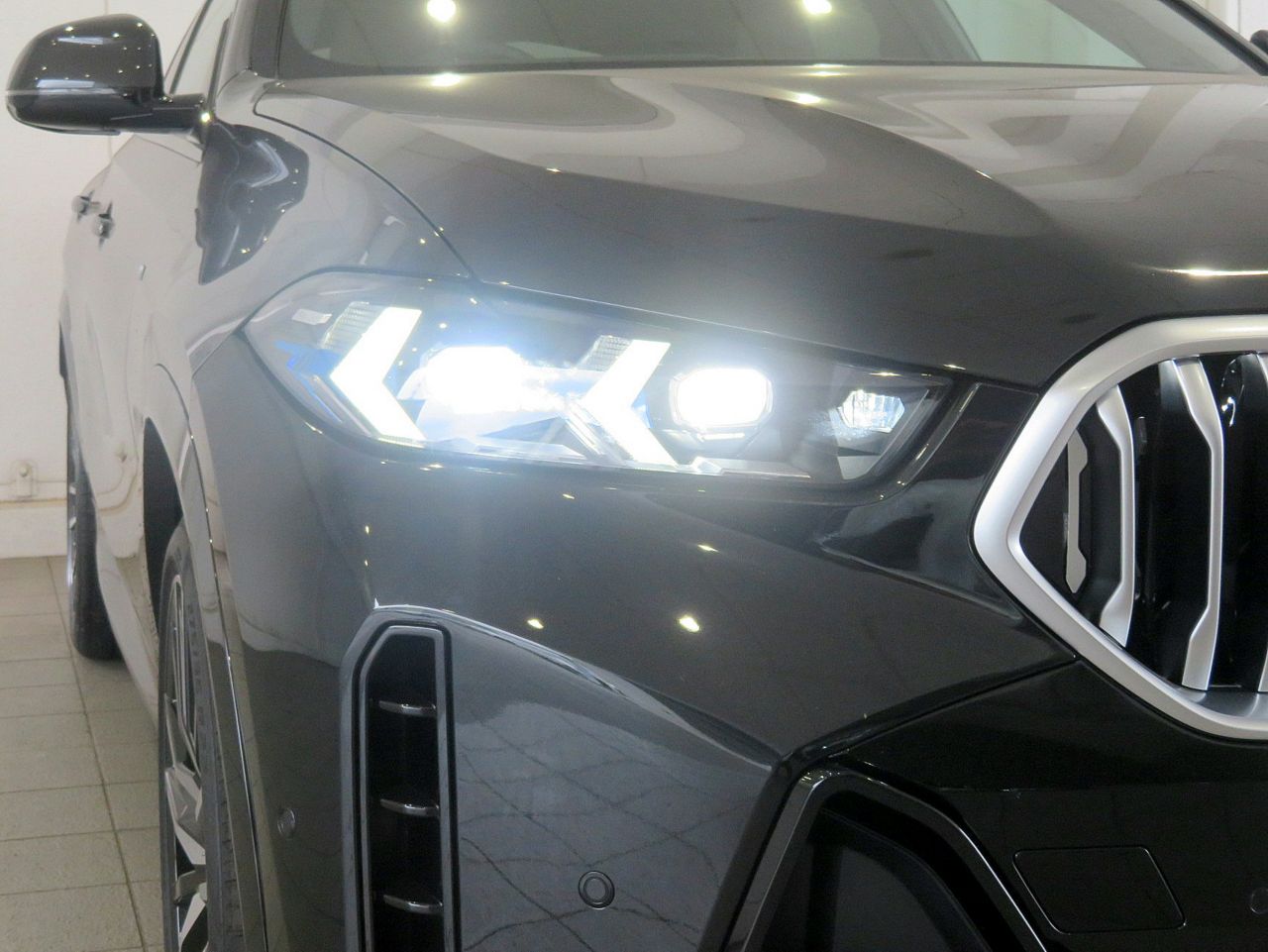 X6 xDrive30d M Sport RHD