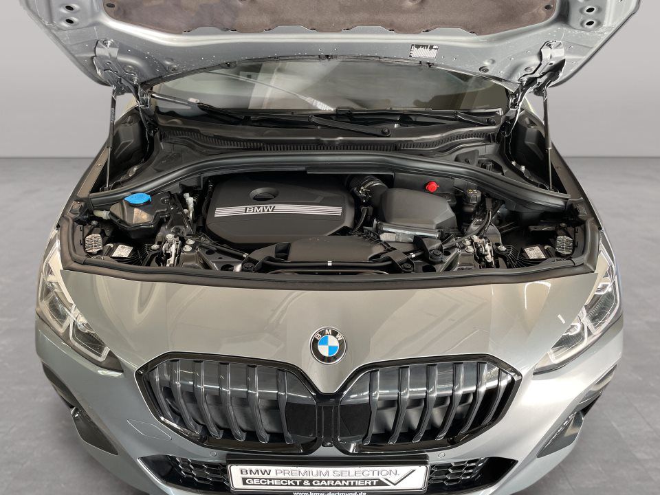 BMW 218