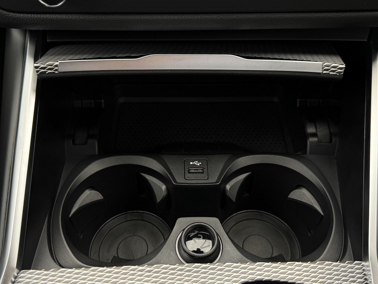 G21 318i Touring