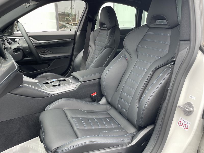 G26 i4 M50 RHD