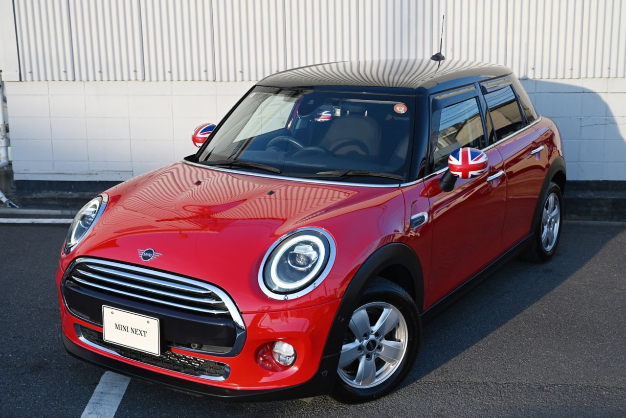 F55 COOPER D (AT)