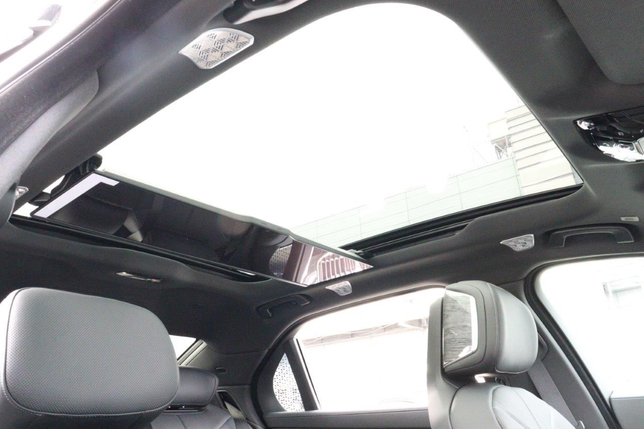 BMW i7 eDrive50 Sedan RHD