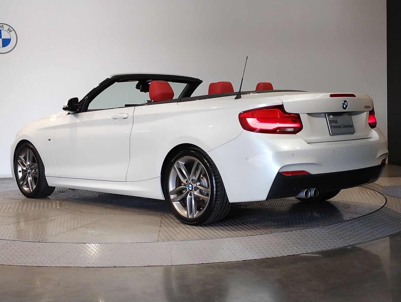 220I CABRIOLET RHD