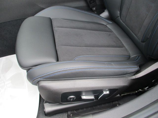 320d xDrive Berline RHD
