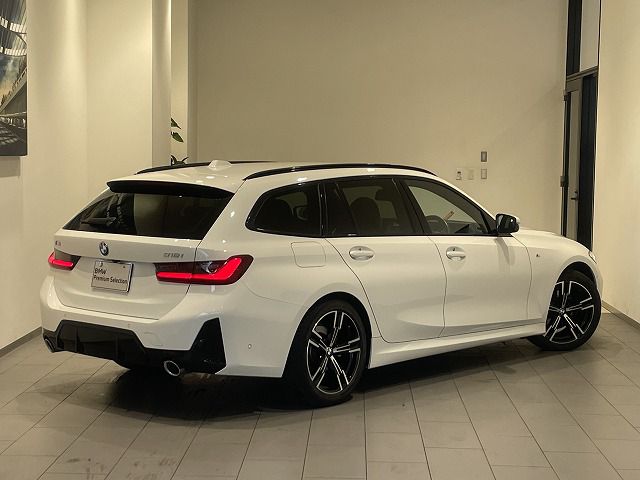 318i Touring RHD