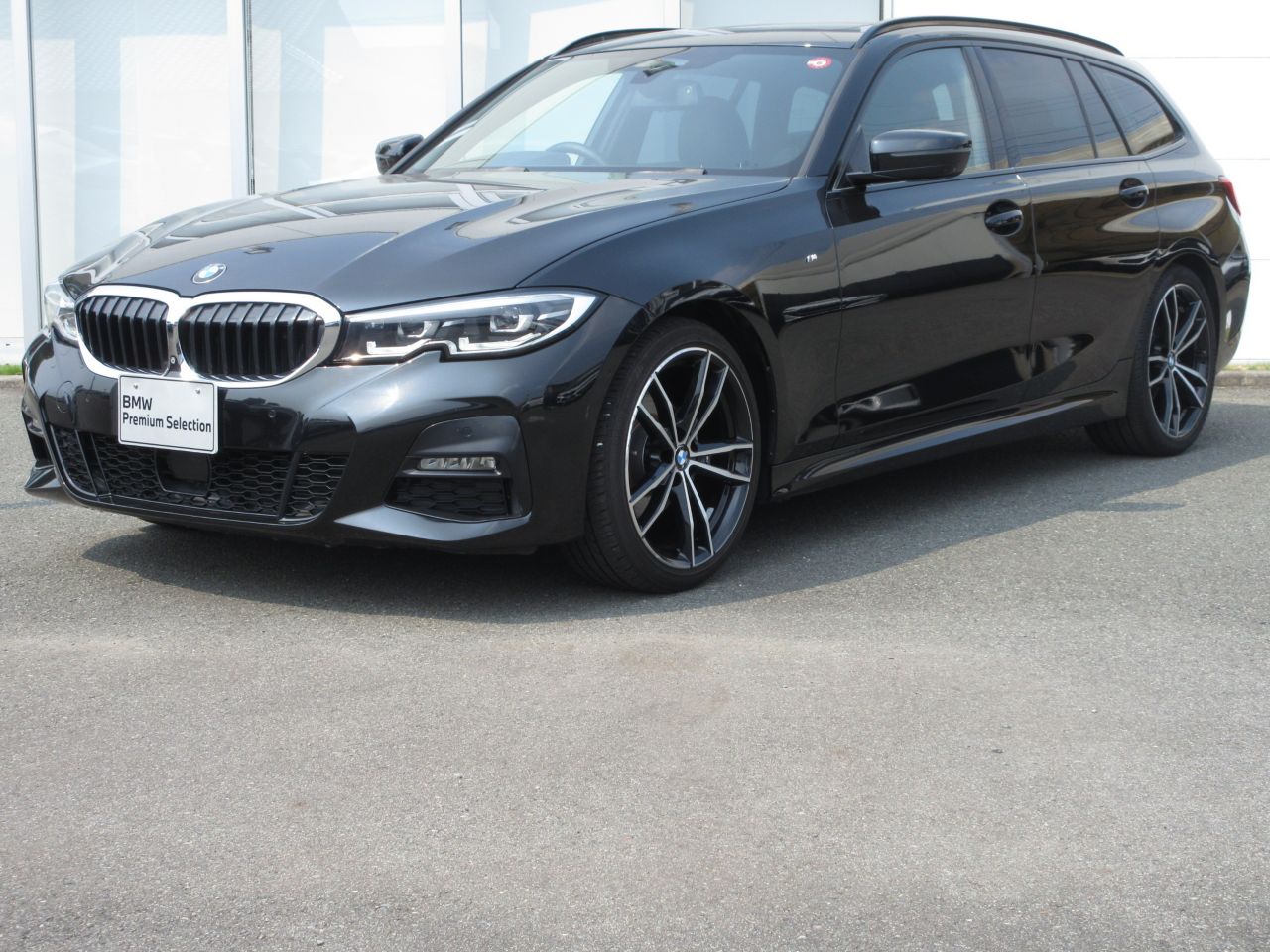 G21 320i RHD