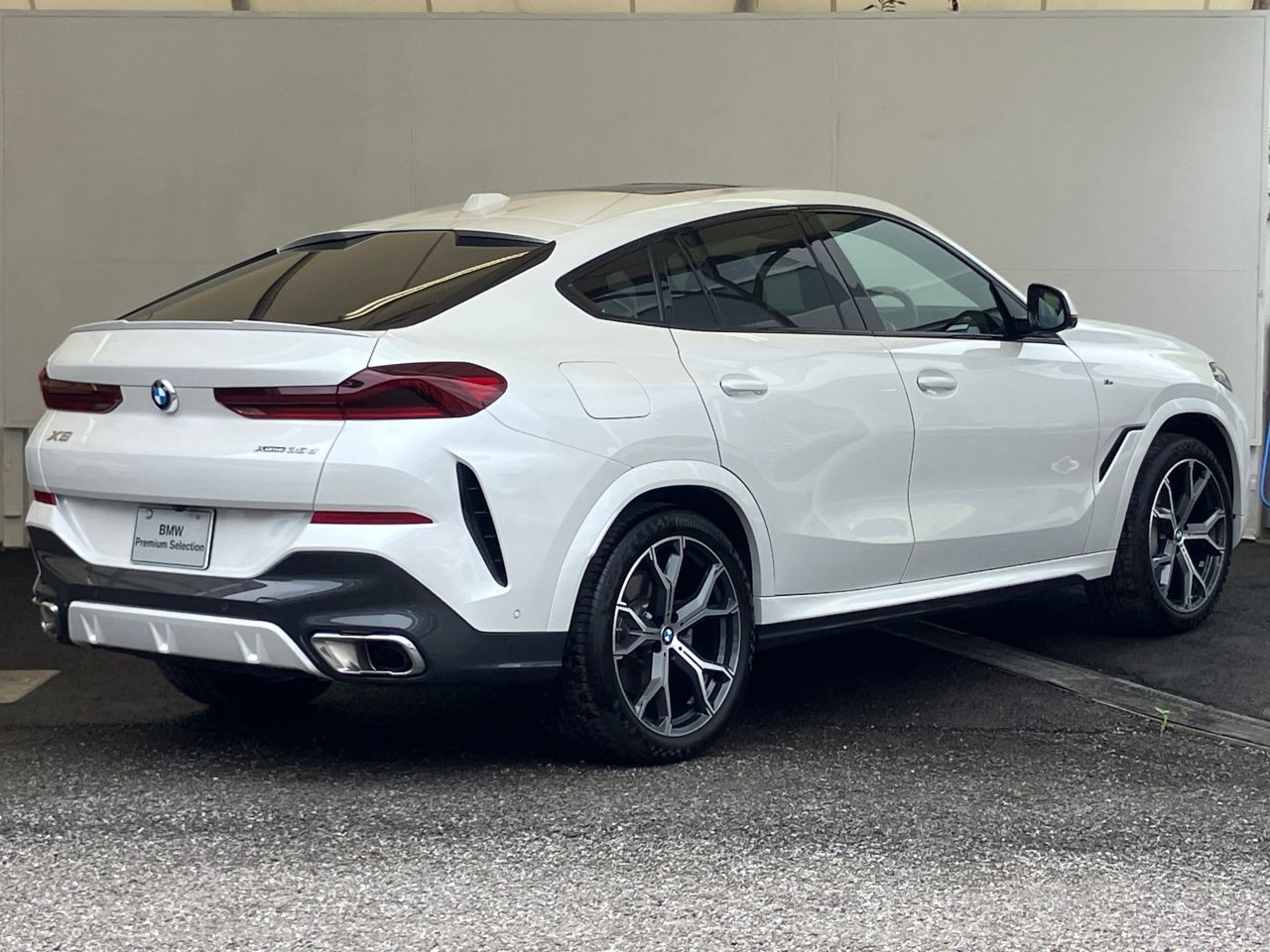 X6 xDrive30d M Sport RHD