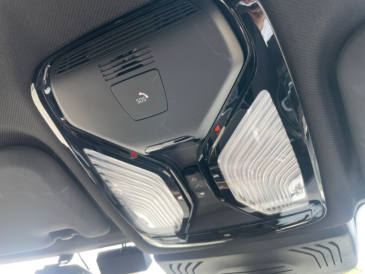 G01 X3 M40d RHD LCI ZA