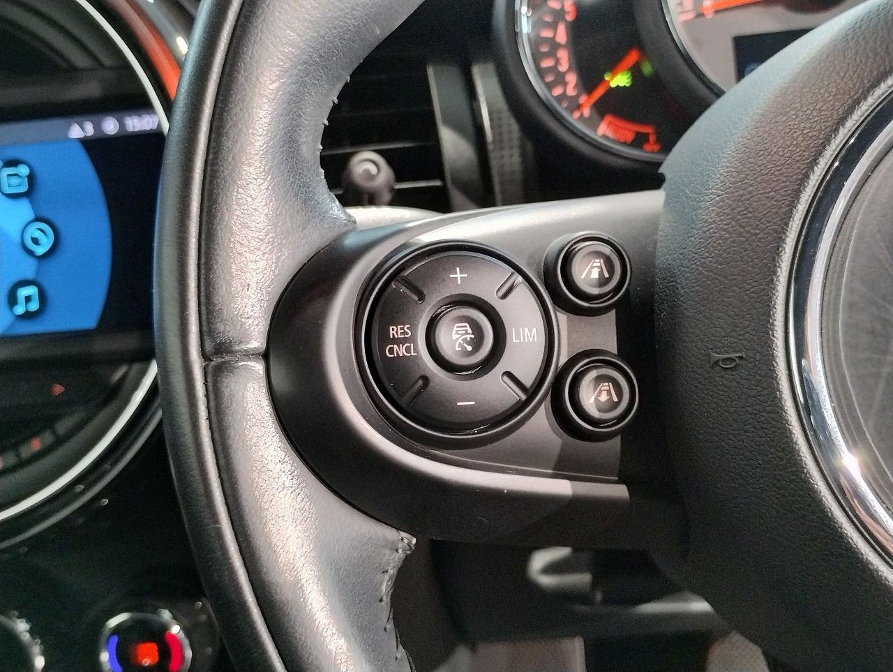 F57 MINI Cooper Convertible LCI