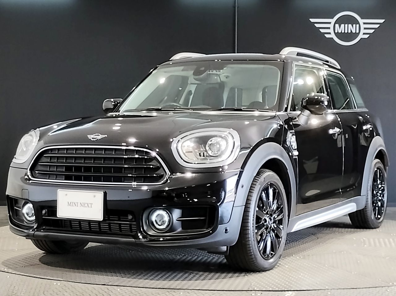 MINI COOPER D CROSSOVER.
