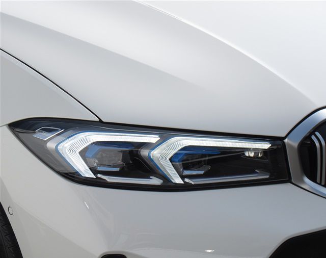 G21 320i Touring LCI RHD