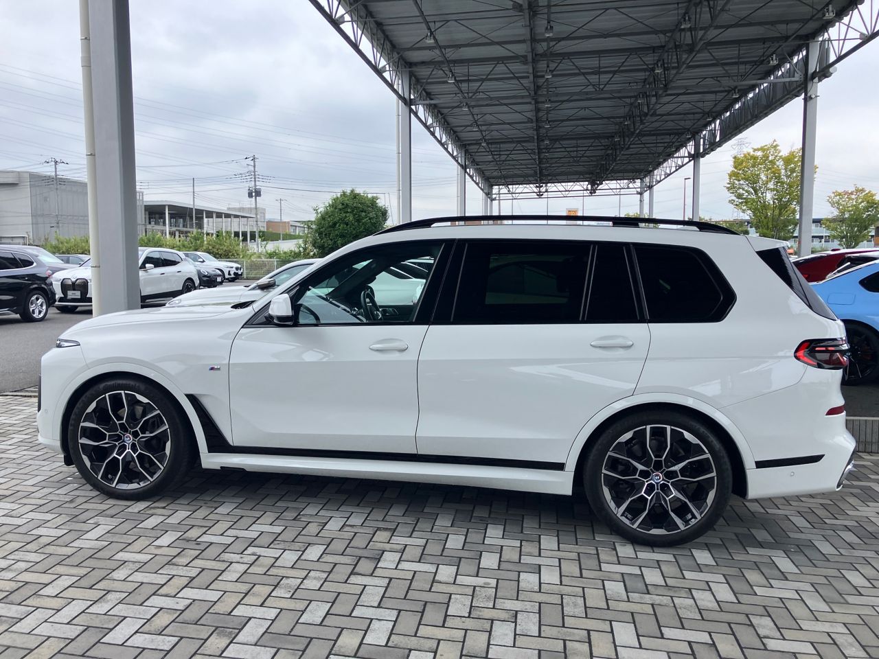 X7 xDrive40d RHD US