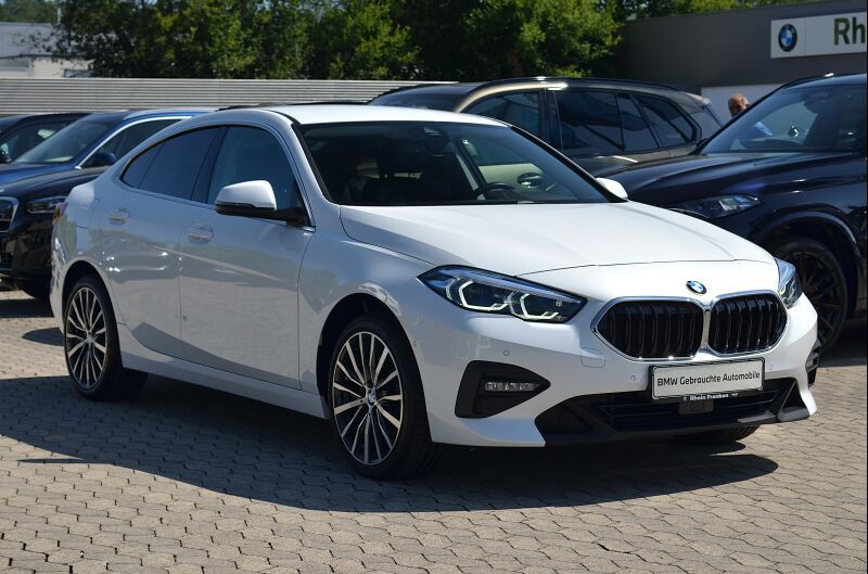 BMW 218