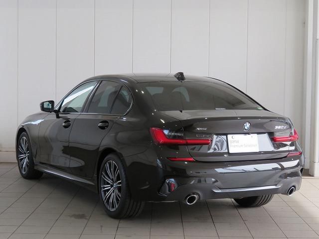 G20 320d xDrive RHD Saloon