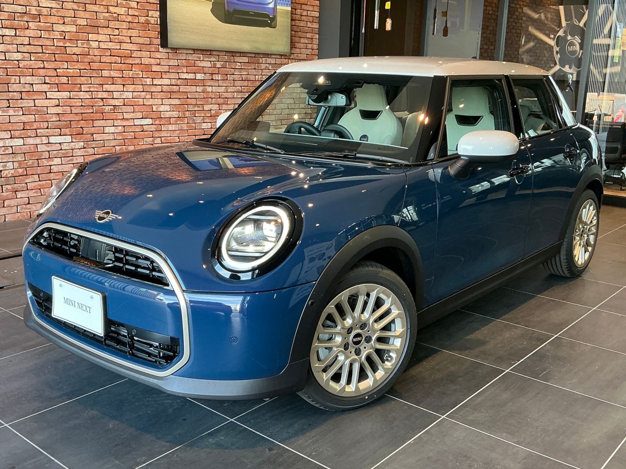 MINI COOPER 5-DOOR C