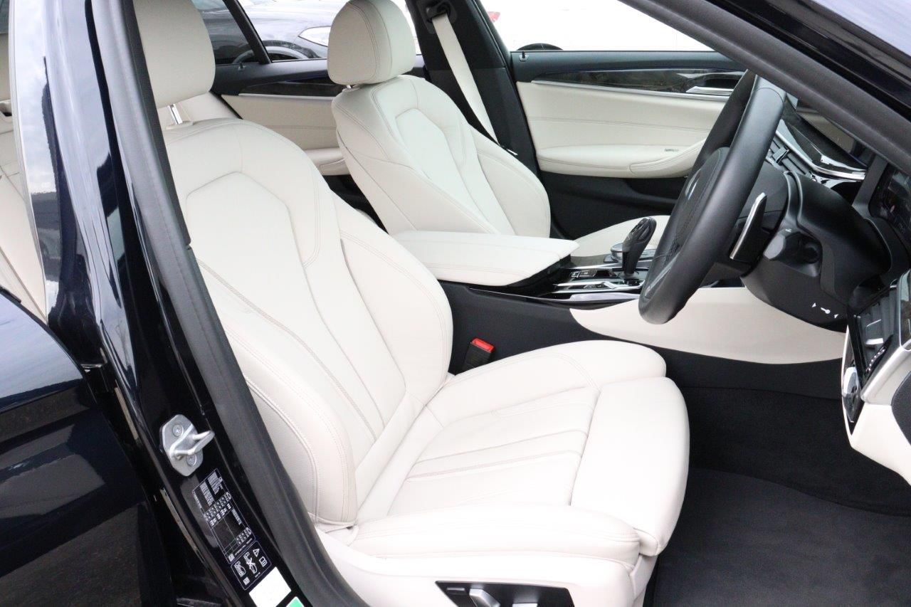 520d xDrive Sedan RHD