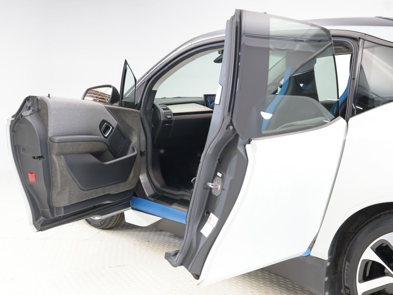 BMW i3 94Ah (with Range Extender) LCI