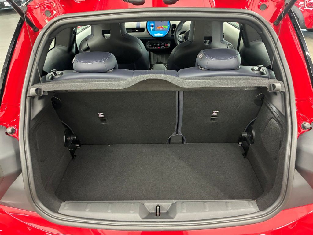 F66 MINI Cooper C 3Dr