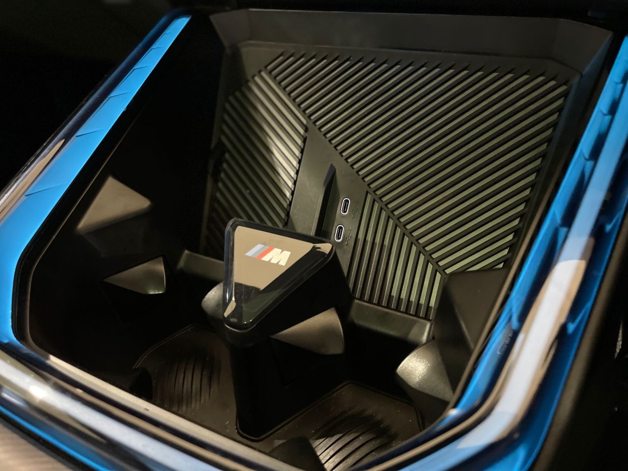X3 M50 US