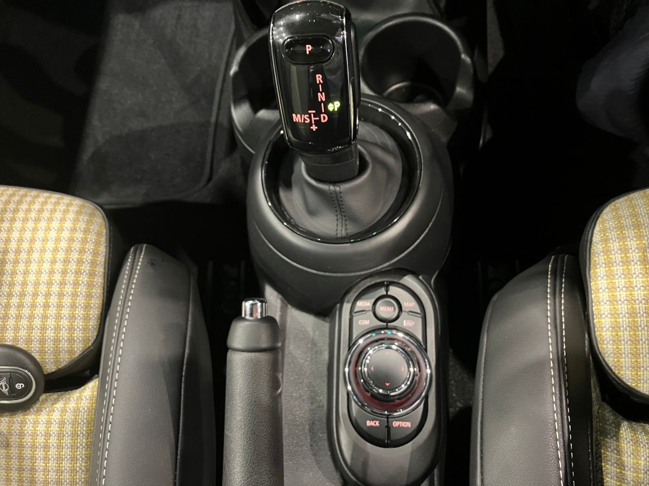 MINI Cooper S Convertible RHD