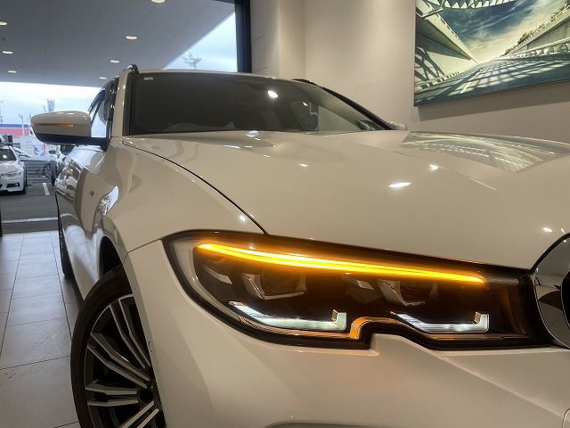 G21 320i RHD