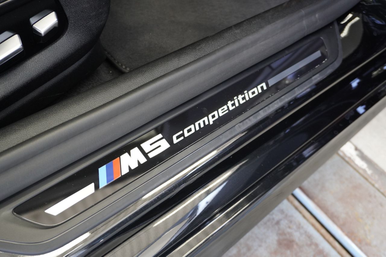 M5 Sedan RHD