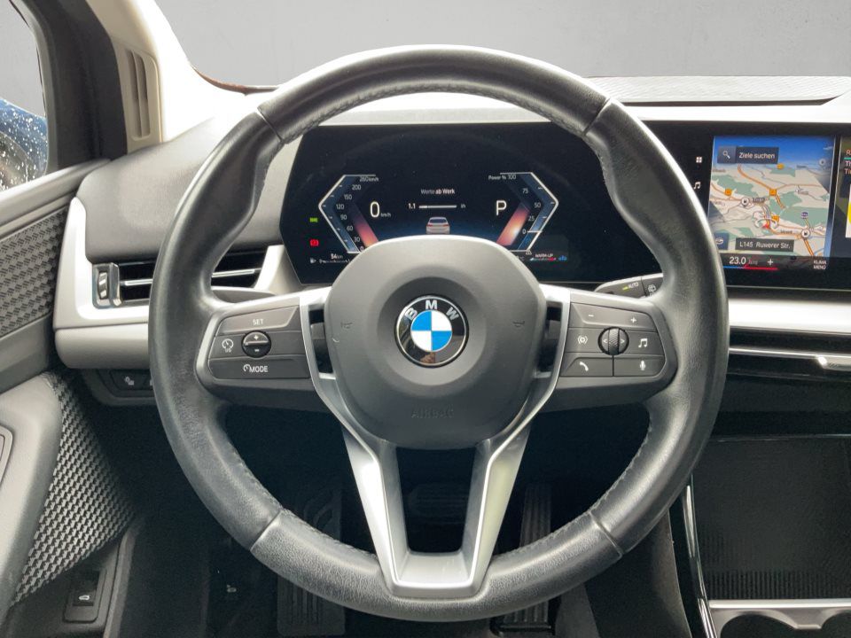 BMW 218