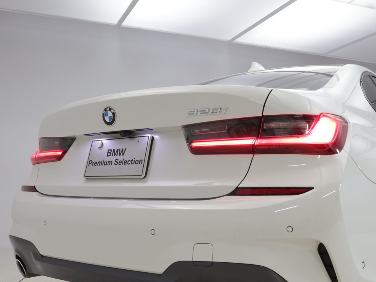 G20 320i Saloon RHD MX