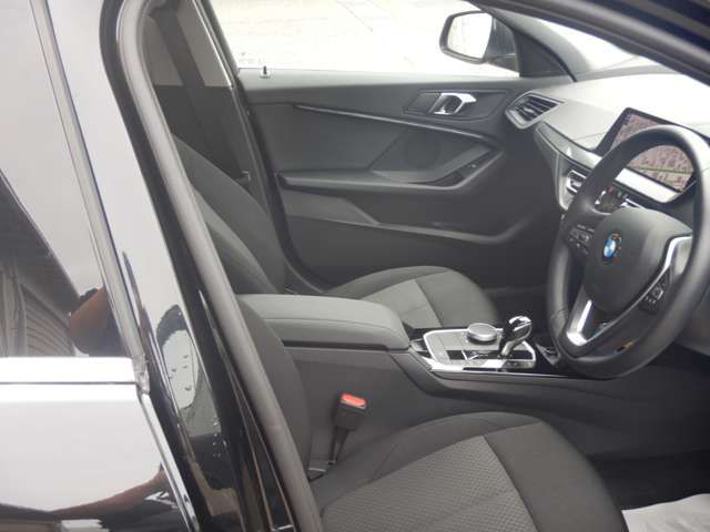 F40 118d Sports Hatch 5-door B47 2.0d