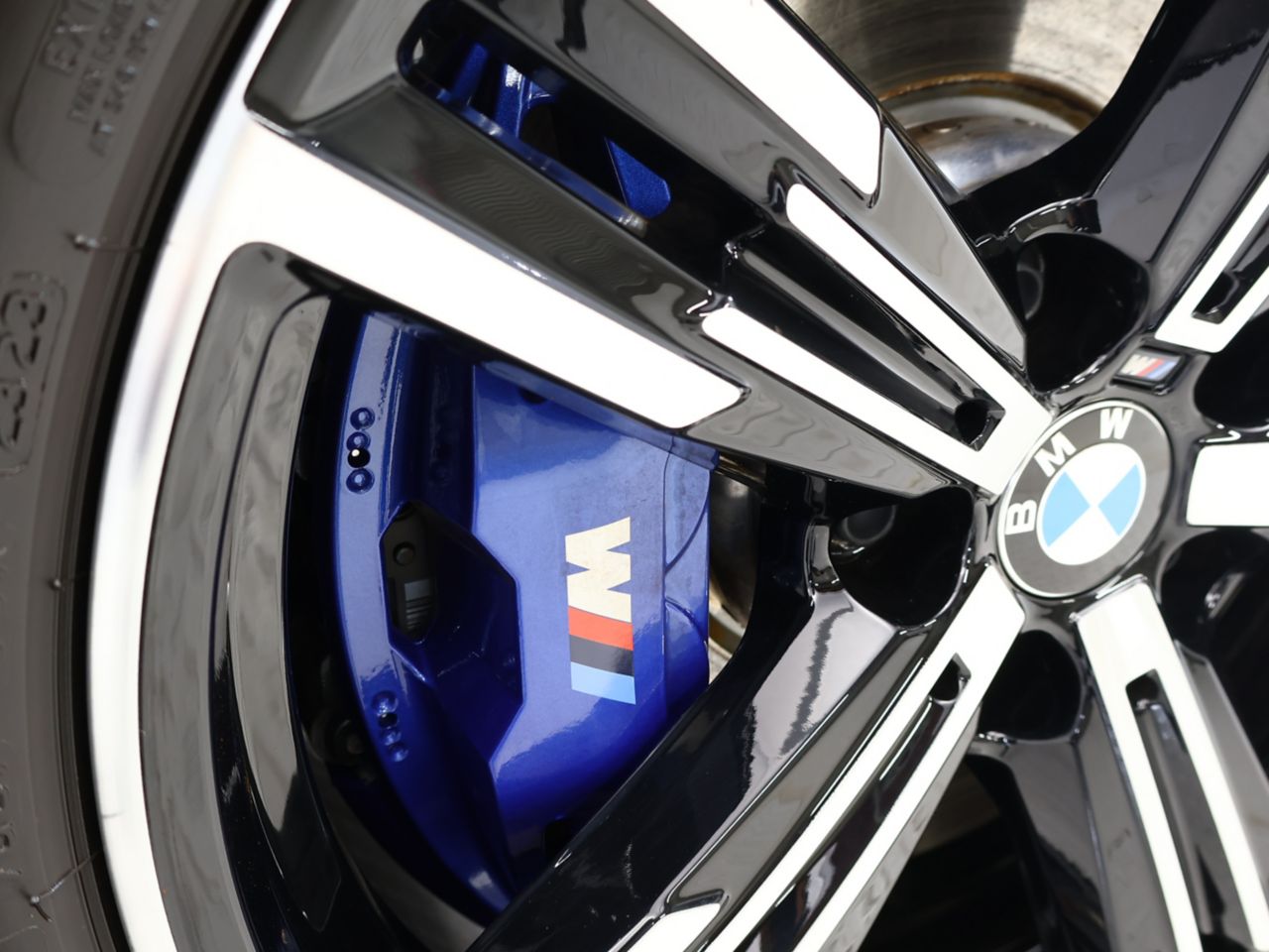 G20 320i Saloon LCI RHD MX