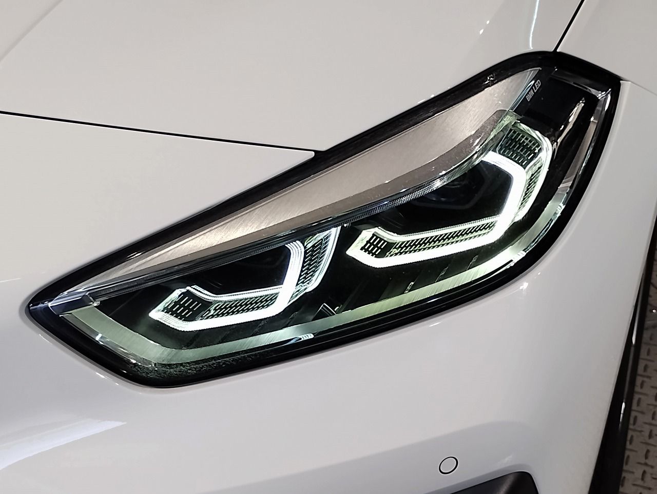 F40 118d Sports Hatch 5-door B47 2.0d