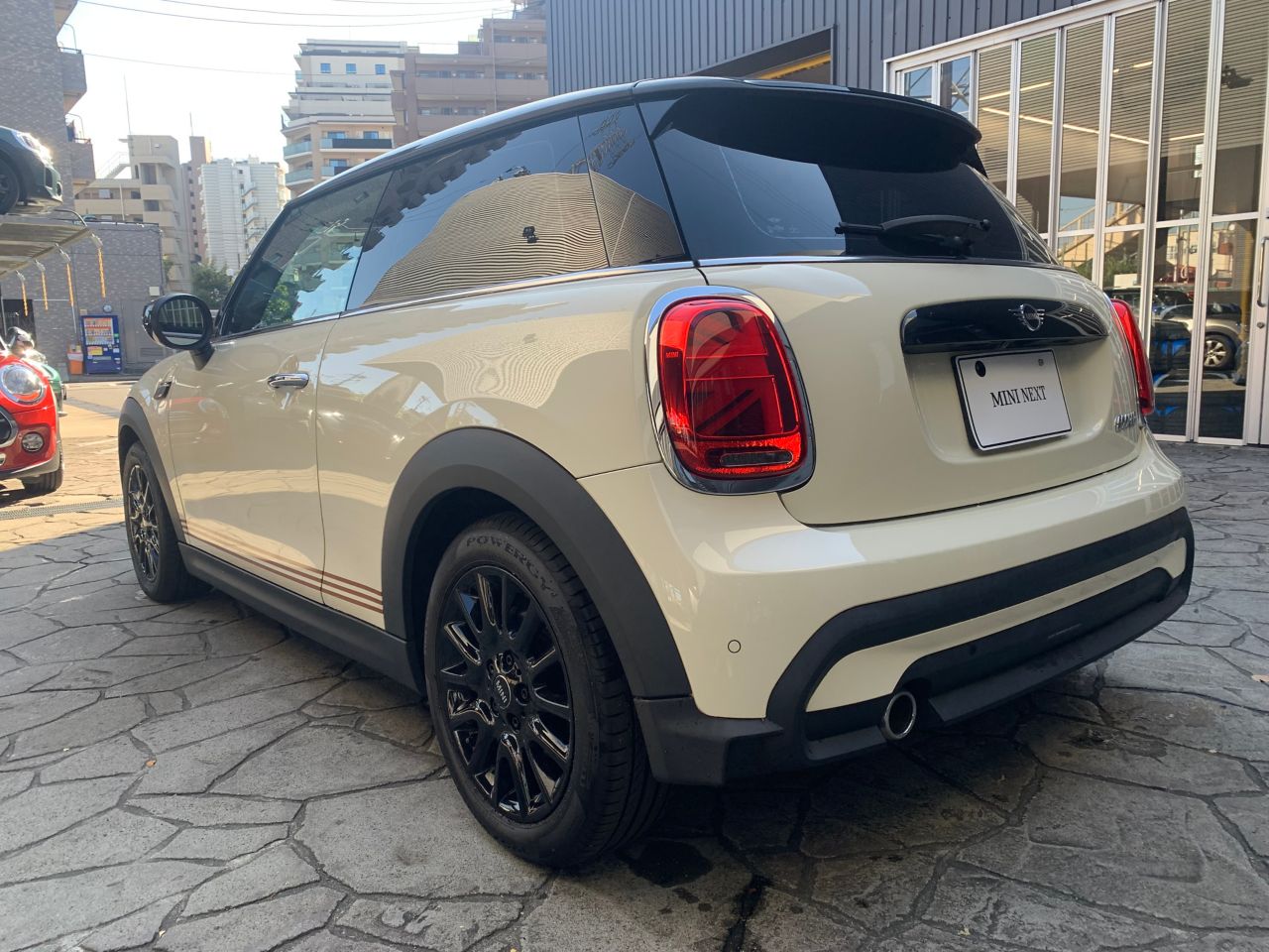 MINI Cooper F56 RHD