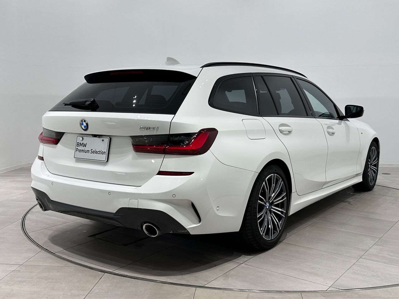 G21 318i Touring