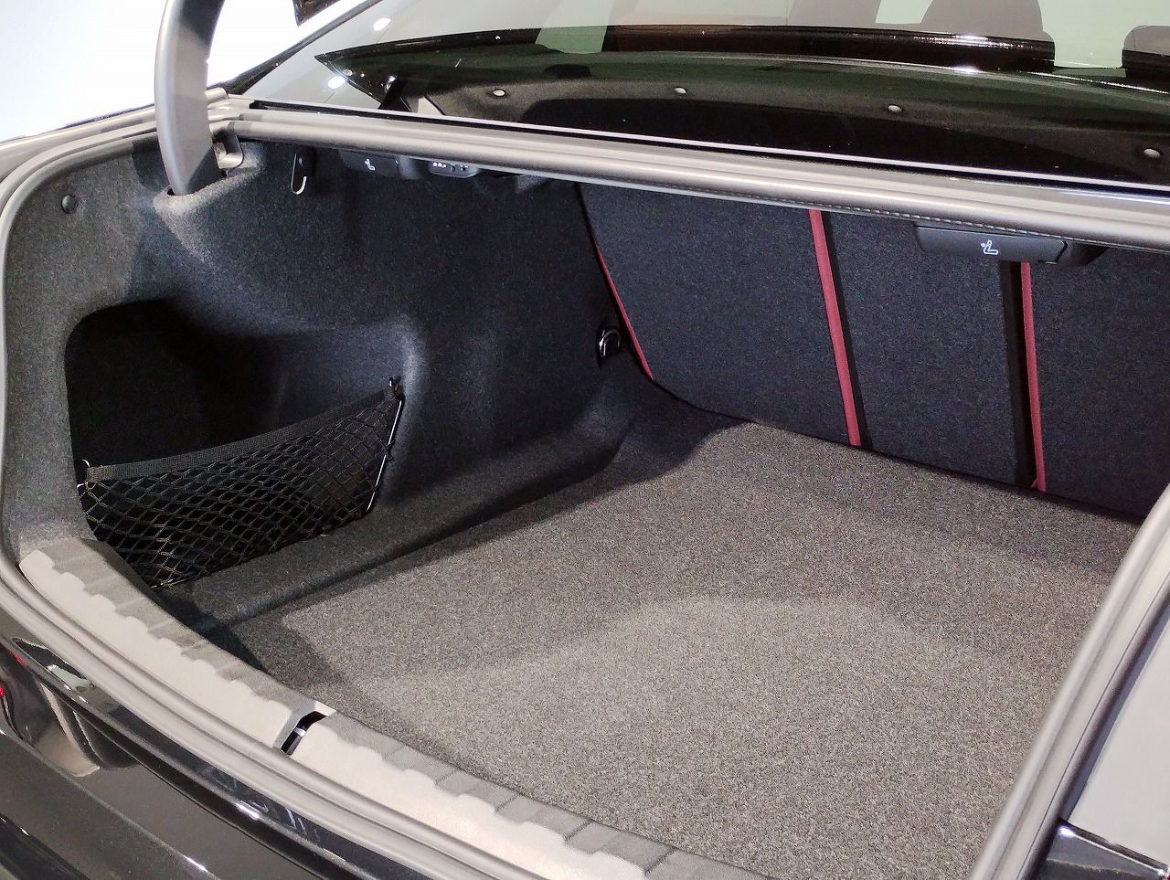 G20 320i Saloon LCI RHD MX