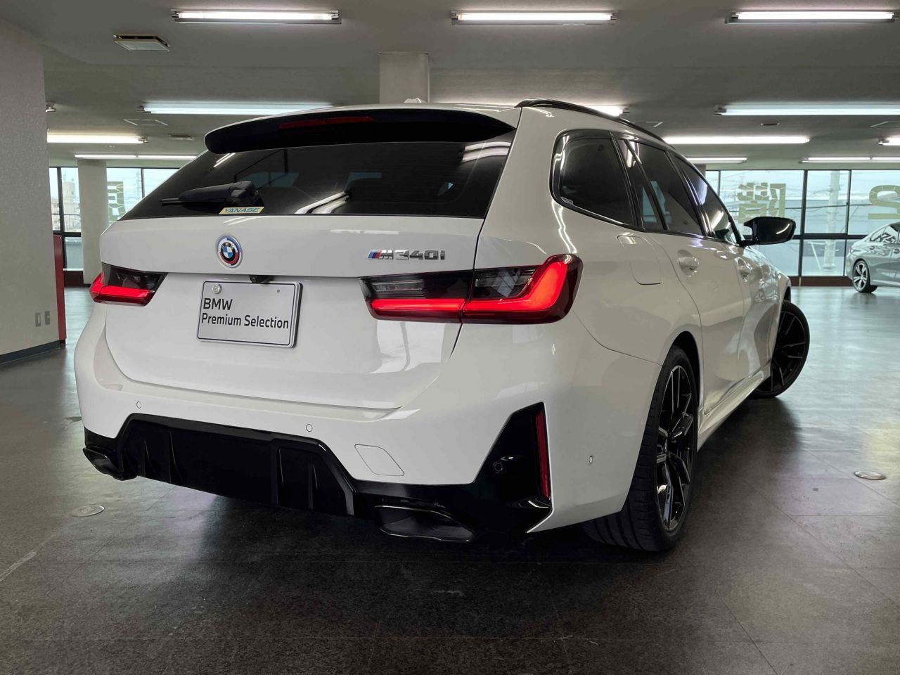 G21 M340i xDrive Touring LCI RHD