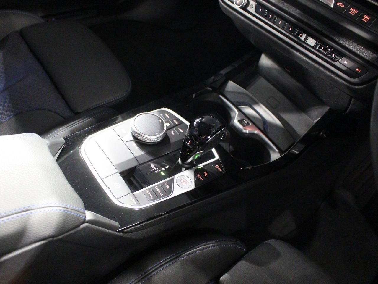 F40 118d Sports Hatch 5-door B47 2.0d