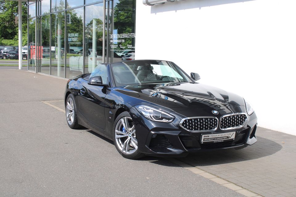 Z4 sDrive30i