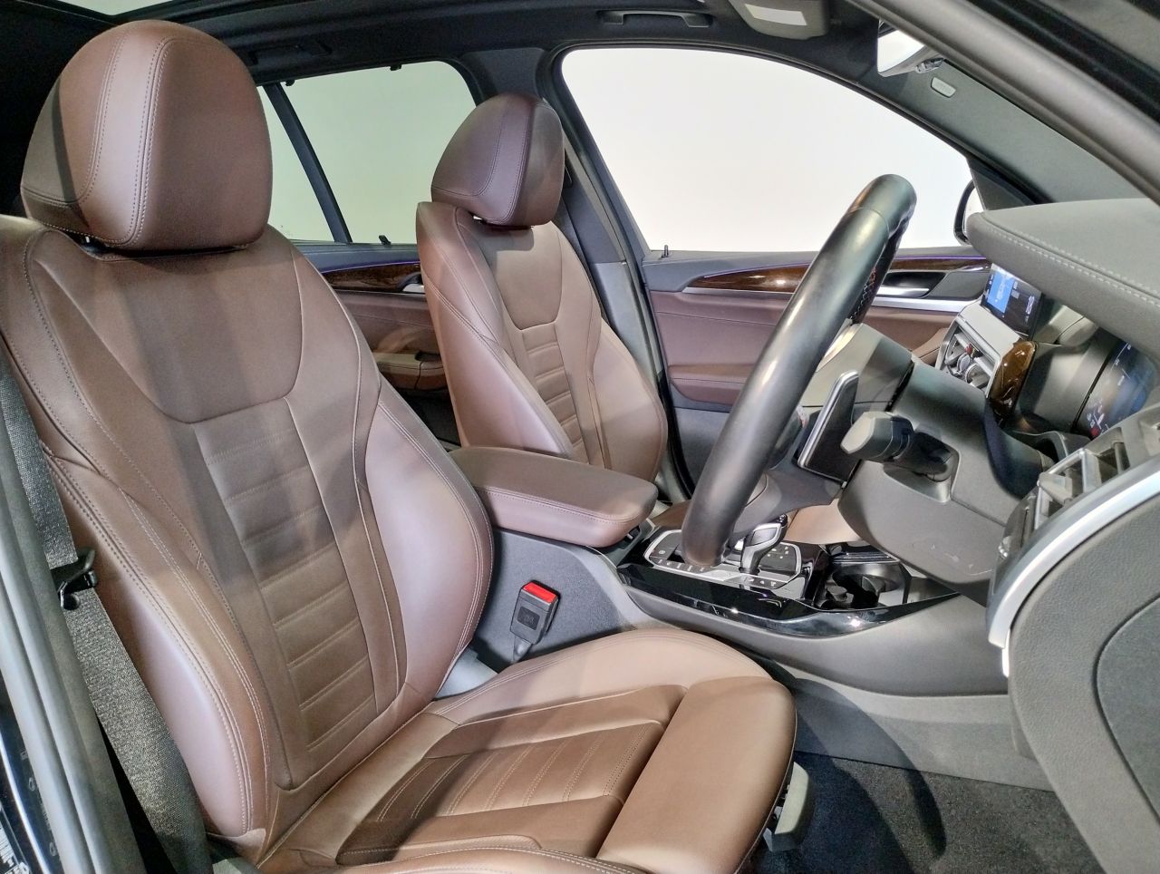 G01 X3 M40d RHD LCI ZA