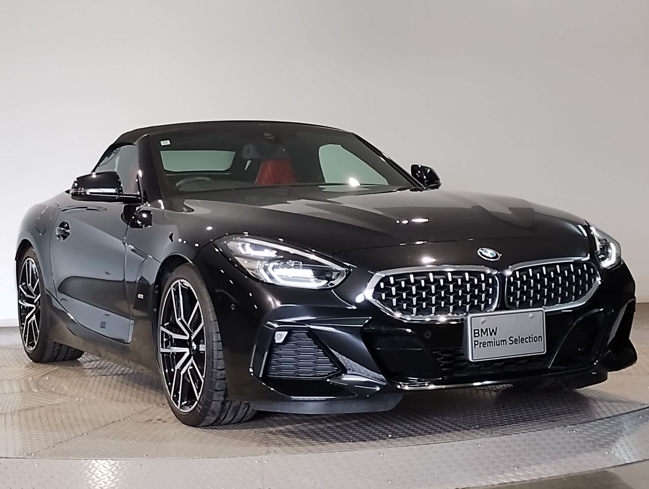 G29 z4 sDrive20i RHD