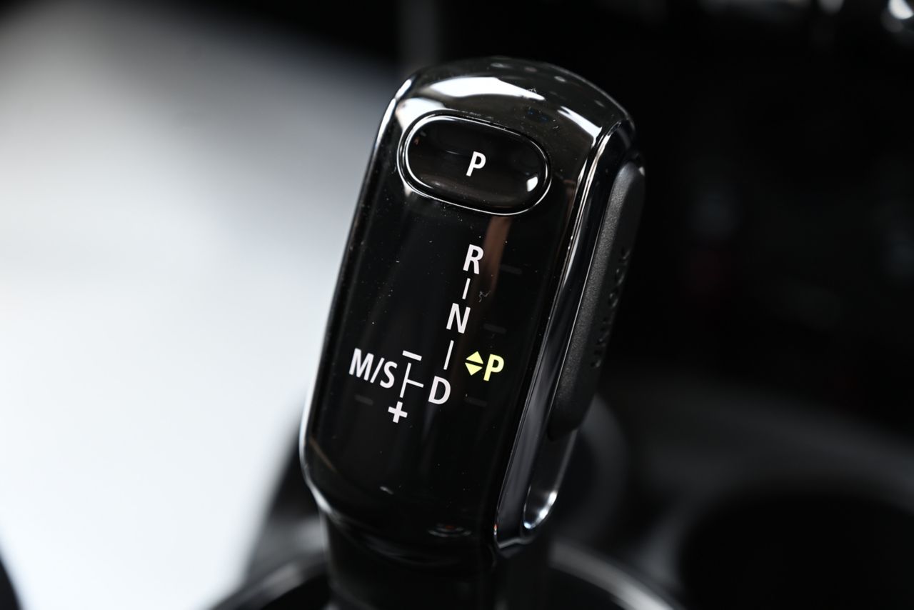 F55 MINI Cooper 5-Door Hatch LCI