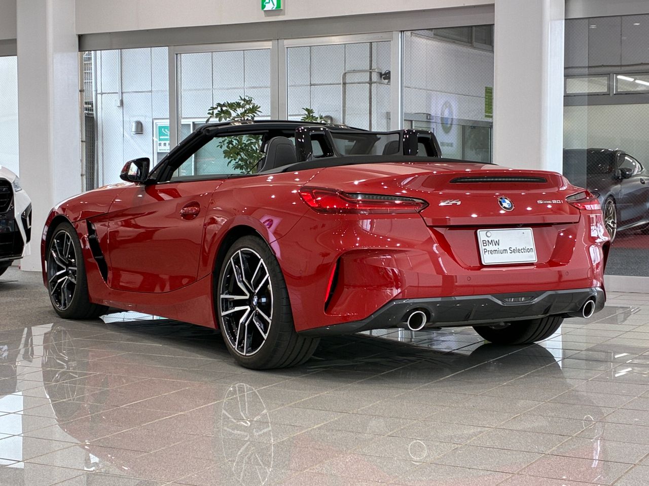 G29 z4 sDrive20i RHD