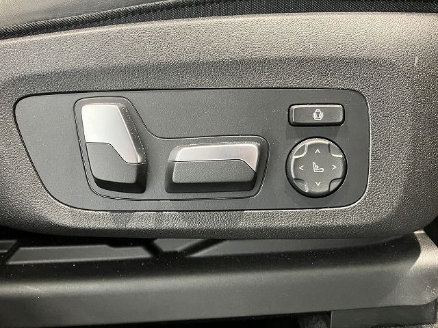 F97 X3 M RHD LCI